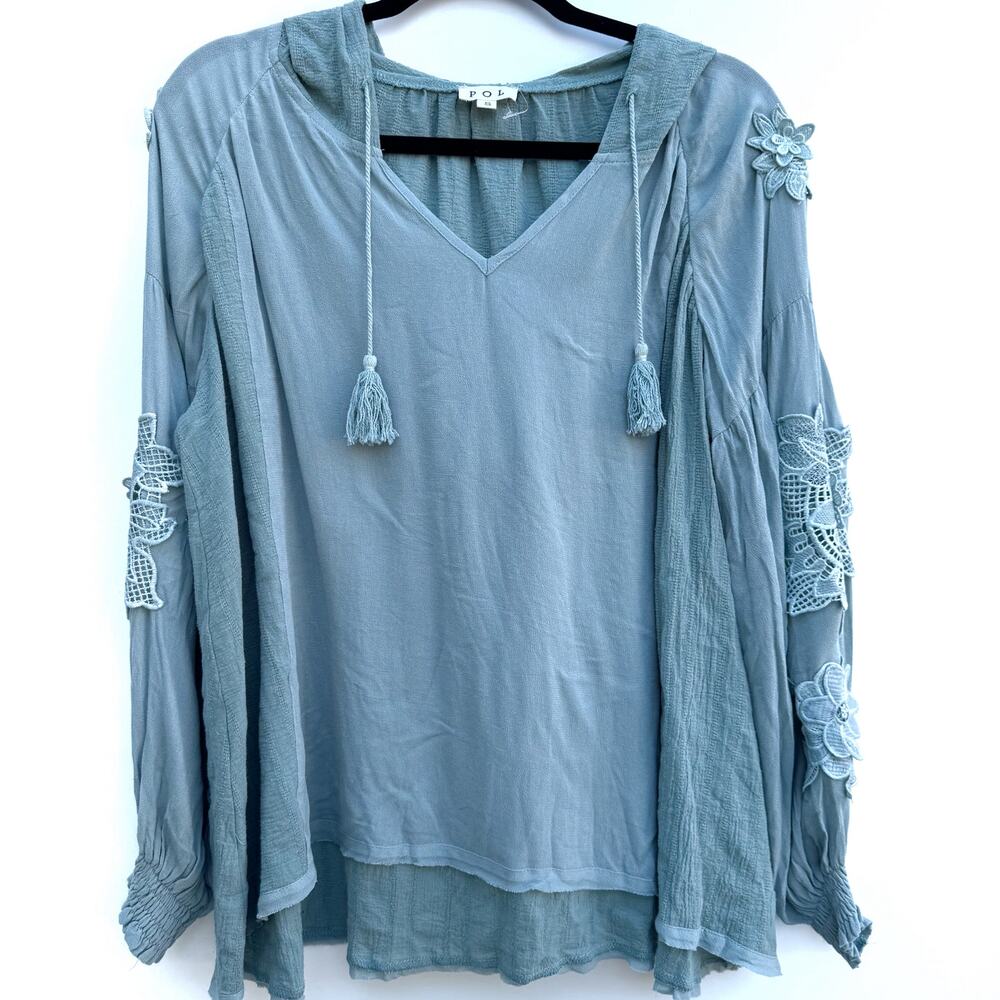 POL Long Sleeve Flower Embroidered Hooded Blouse Small